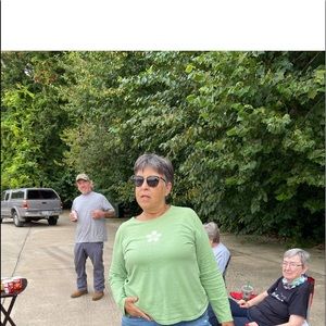 Meet your Posher, Gloria